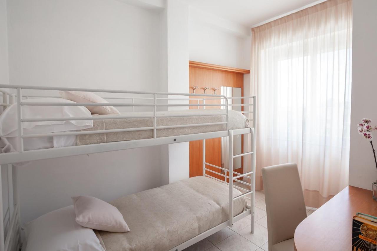 Hotel Viola Gaeta Esterno foto