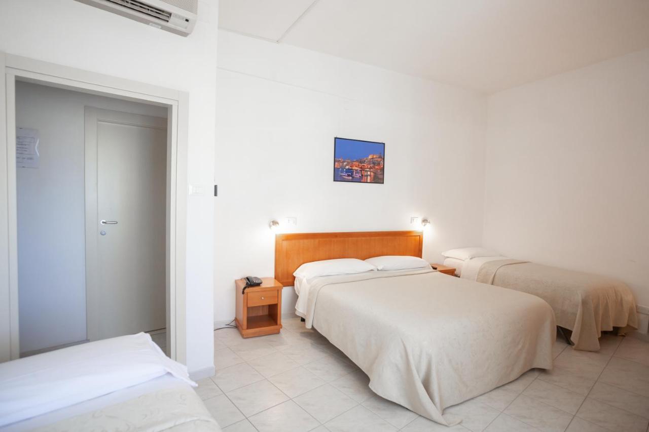 Hotel Viola Gaeta Esterno foto