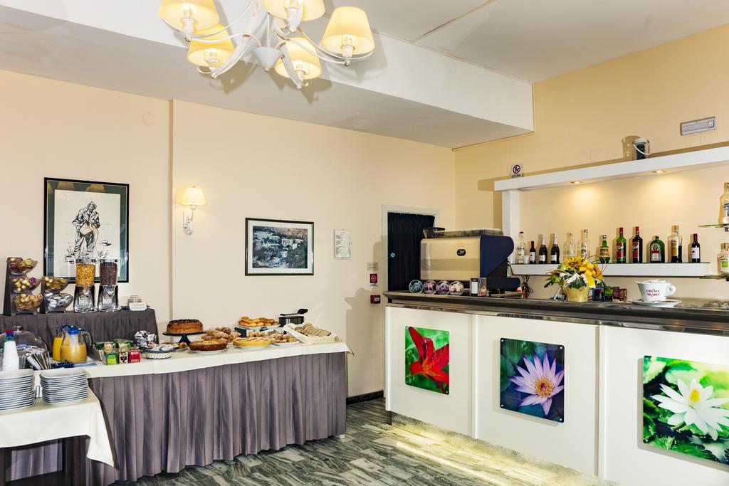 Hotel Viola Gaeta Esterno foto